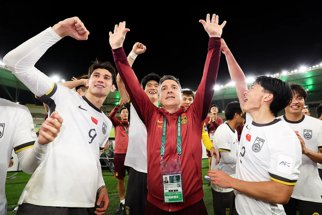 世界杯-韩媒：中国队疯了！他们的表现比韩国队还好